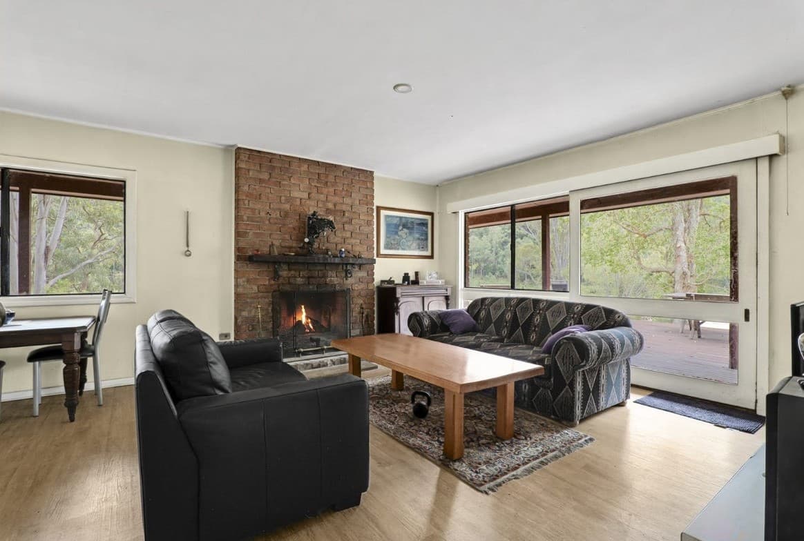 Homestead living room with open fireplace